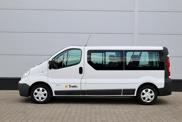 Renault Trafic cena 58990 przebieg: 208900, rok produkcji 2013 z Biała małe 466